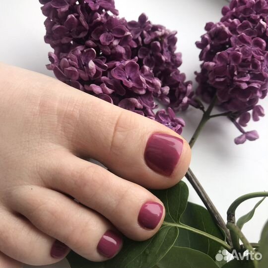 Педикюр маникюр