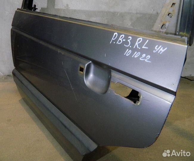 Дверь задняя левая VW Passat B3 универсал