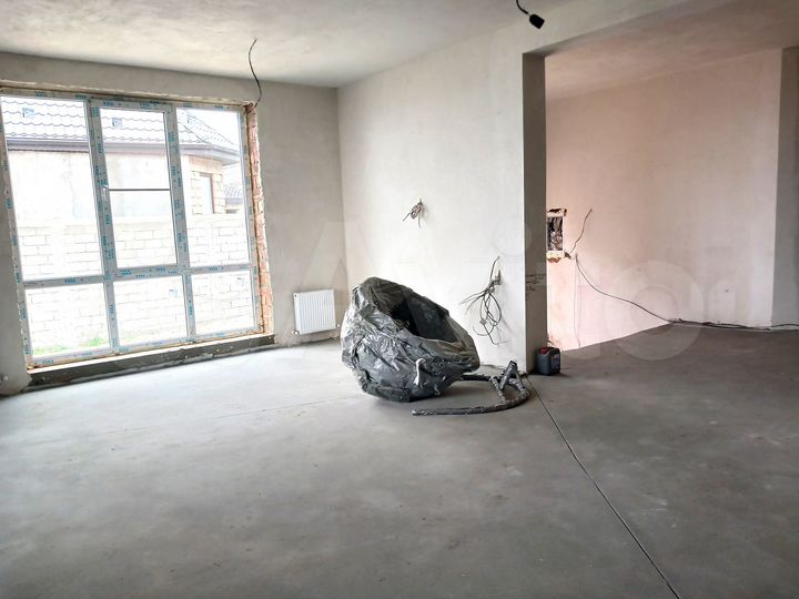 Дом 194 м² на участке 8 сот.