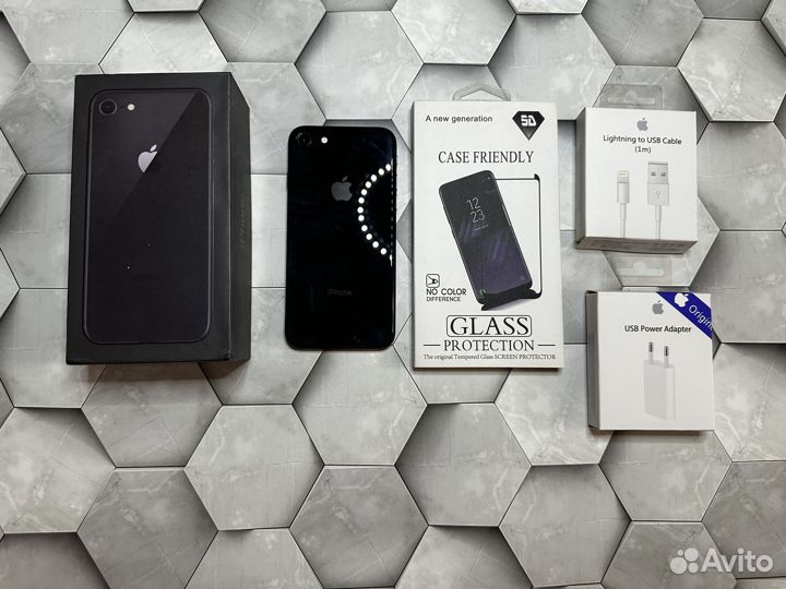iPhone 8, 64 ГБ
