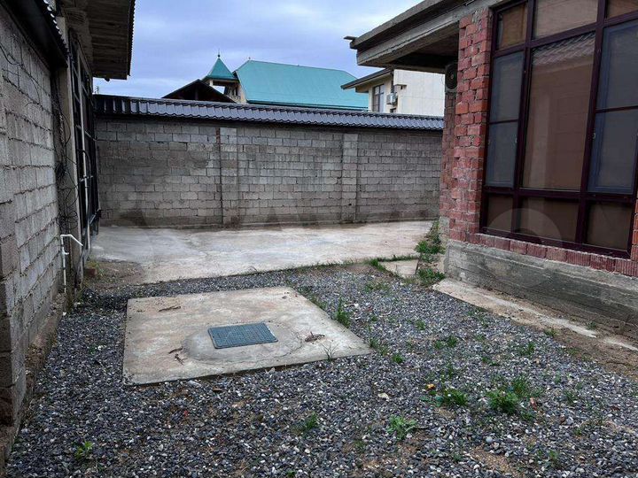 Дом 161 м² на участке 3,7 сот.