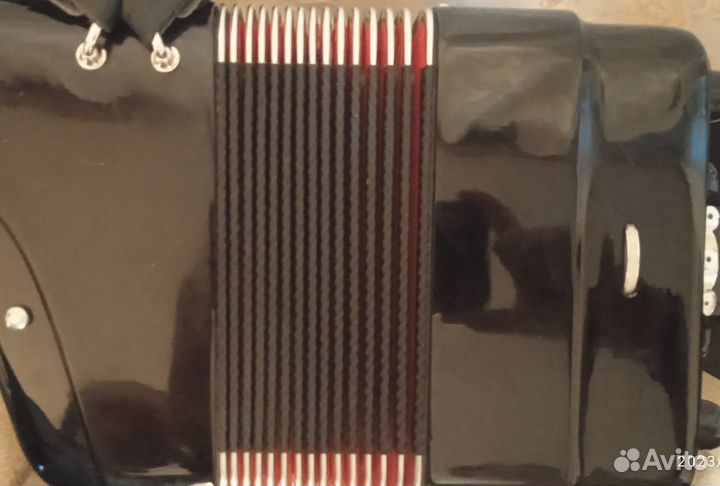 Продаётся баян Юпитер 2Д готово-выборный