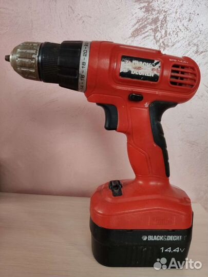 Шуруповерт black decker