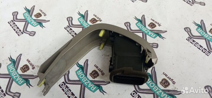 Регулятор направления воздушного потока Приус 20