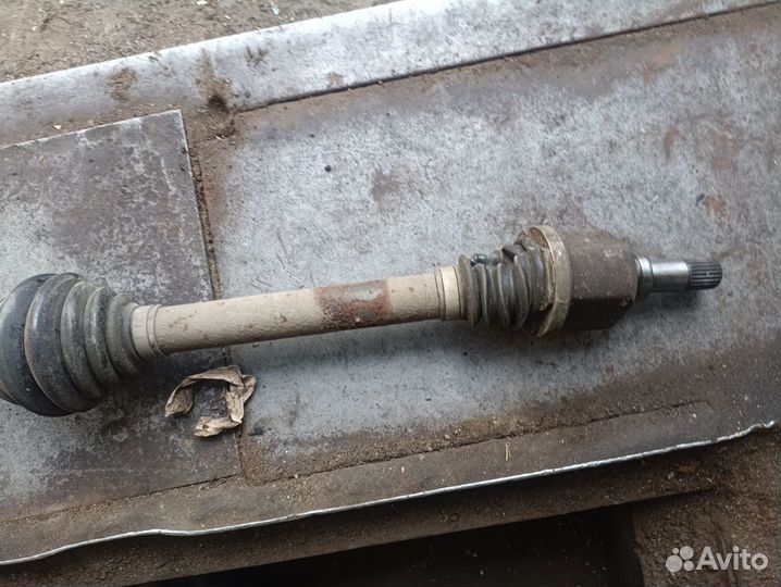 Левый привод Peugeot 308