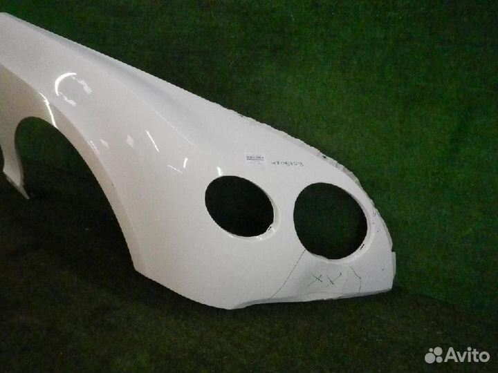 Крыло переднее правое Bentley Continental GT