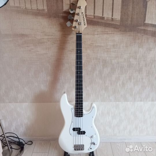 Бас гитара pb rockdale, 4 струны