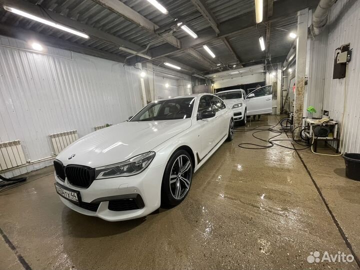 Автомойщик в ночную смену