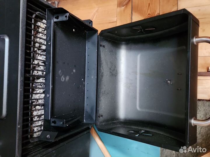 Charcoal grill 580 угольный