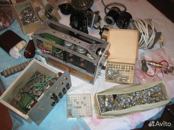 Радиодетали,лампы,динамики
