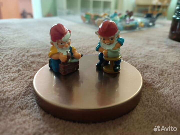 Киндеры гномики