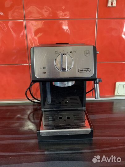 Кофеварка рожковая delonghi