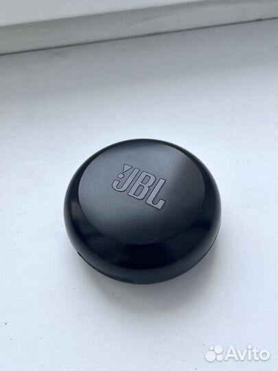 Беспроводные наушники JBL