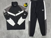 Спортивный костюм Adidas