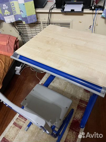 Растущая парта и стул дэми