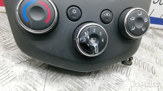 Блок управления печки и климат-контроля chevrolet