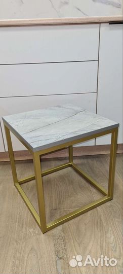 Стол журнальный 