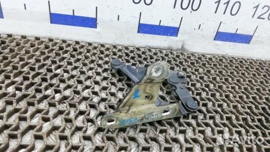 Петля капота seat altea 1 (4BR12D501)