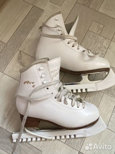 Фигурные коньки graf ace