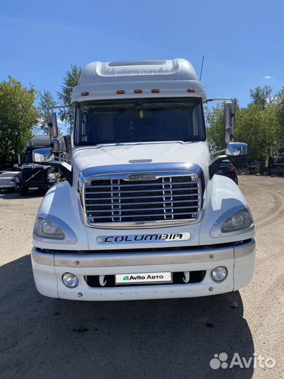 Freightliner Columbia, 2002