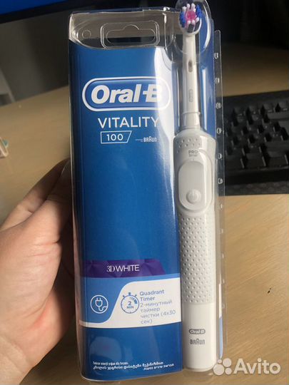 Зубная щетка