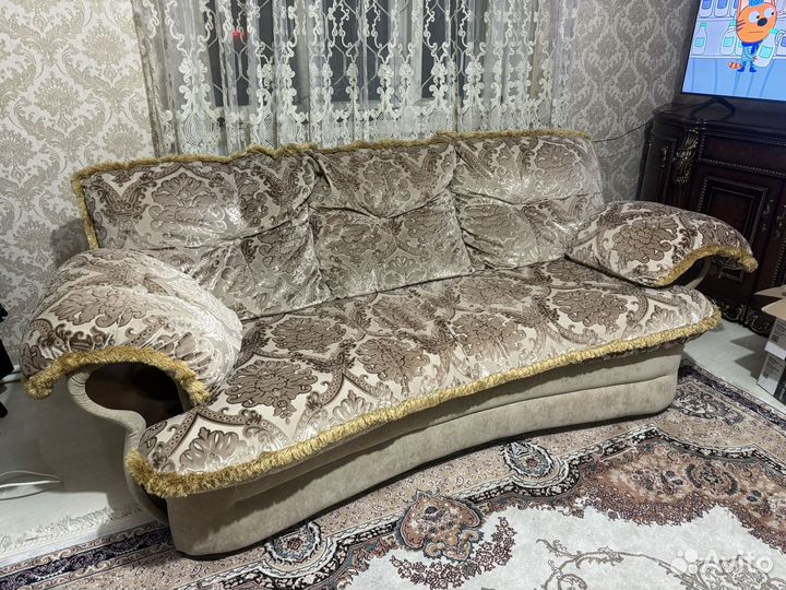 Диваны и холлы бу