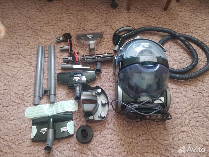 Моющий пылесос Bissell