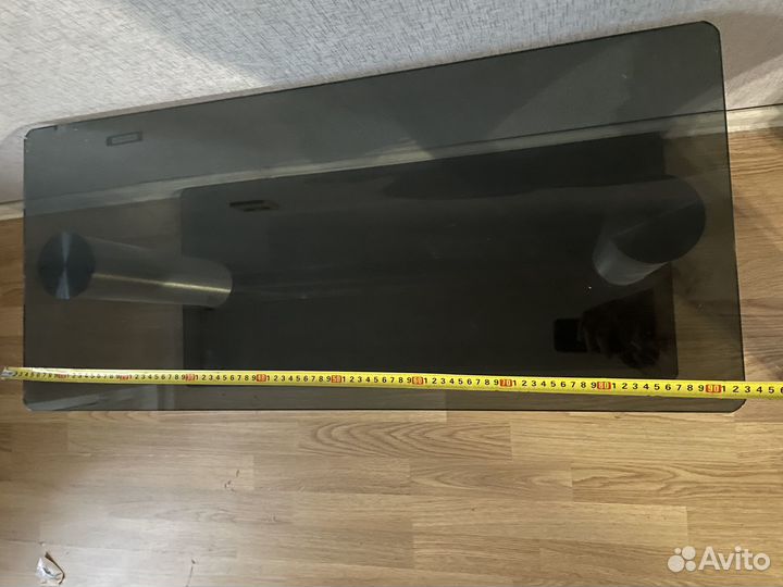 Стеклянная тумба под тв