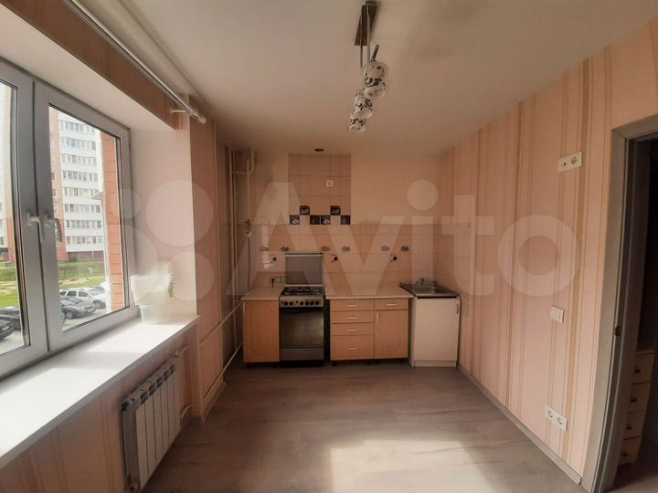 1-к. квартира, 42 м², 2/8 эт.