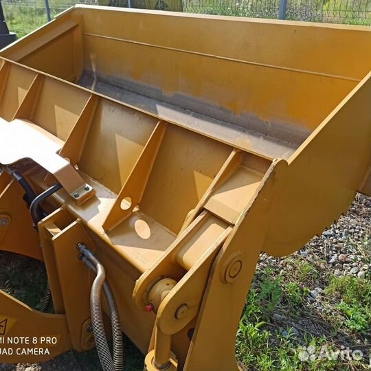 Фронтальный погрузчик SDLG (LGCE) LG933L, 2023