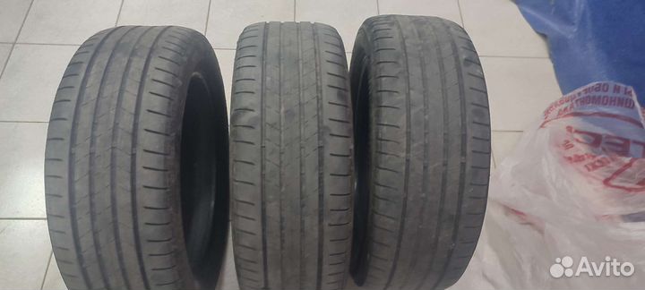 Bridgestone Turanza T005 215/55 R17