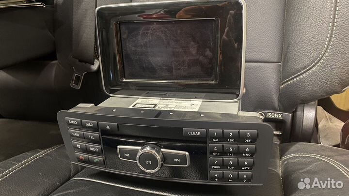 Мультимедийная система в Mercedes