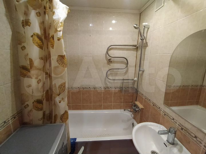 2-к. квартира, 50 м², 8/9 эт.