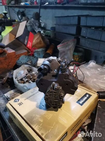 Топливный насос Хенай Стайрекс/Киа Соренто 2.2 л