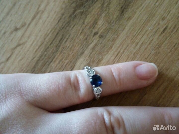 Серебряное кольцо