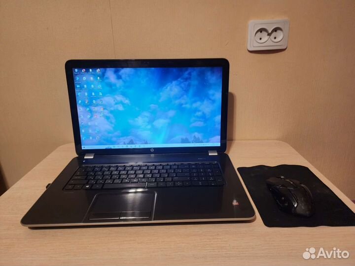 HP Pavilion 17
