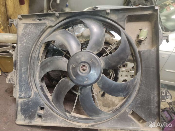 Вентилятор охлаждения Киа Рио 3253804L050