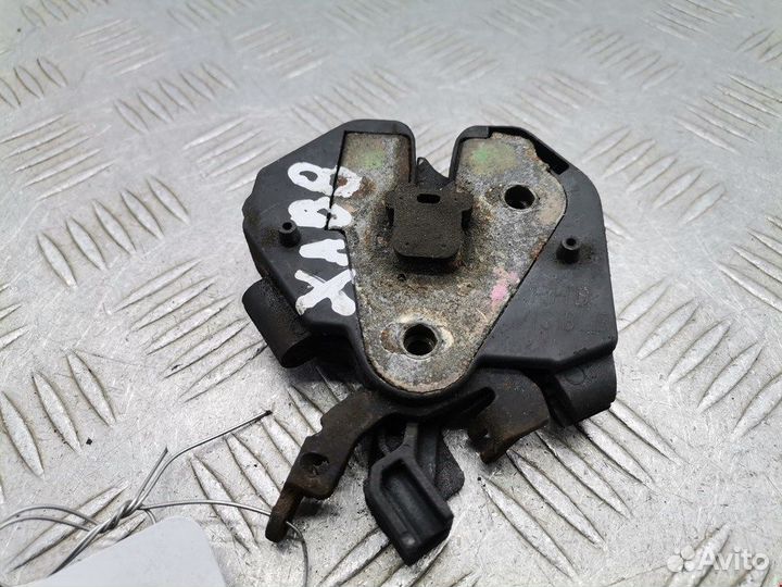 Замок капота для Volvo V70 2 31218474