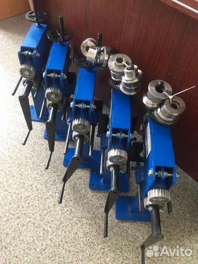 Зигмашина ручная