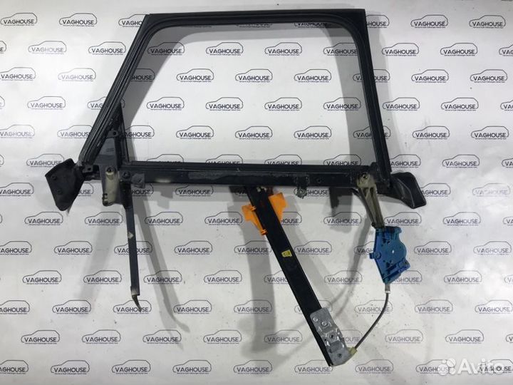 Стеклоподъемник задний левый Audi A4 B6 8E 2004