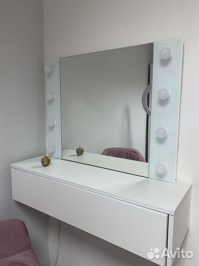 Гримерное зеркало