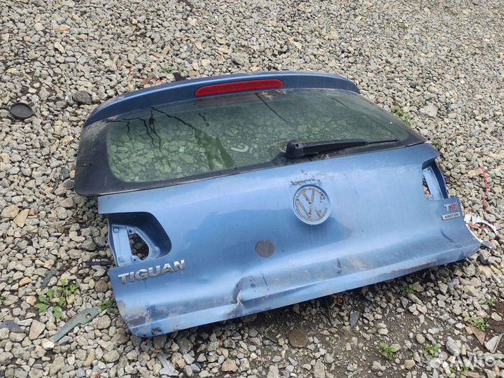 Крышка багажника тигуан