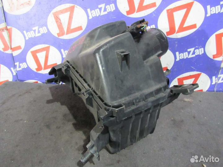 Корпус воздушного фильтра Toyota Celica ZZT230 (19