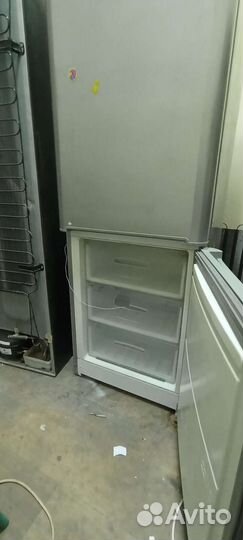 Холодильник indesit NO frost