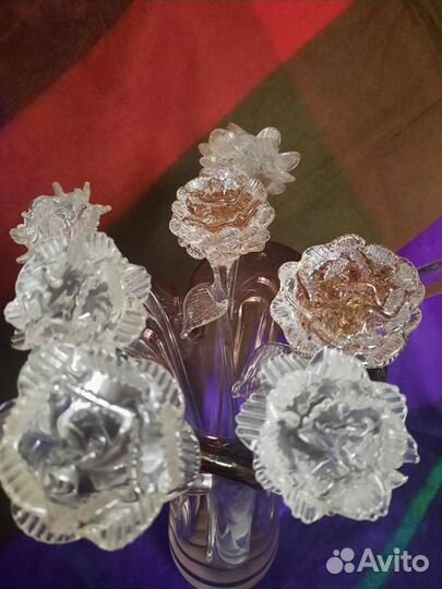 Цветы розы хрусталь