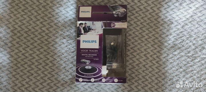 Диктофон Philips DVT 8000