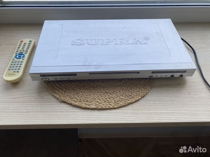 DVD плеер supra dvs-701xk