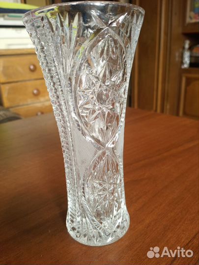 Ваза хрустальная