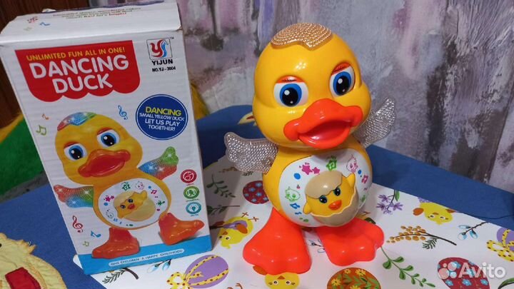 Утка танцующая и поющая