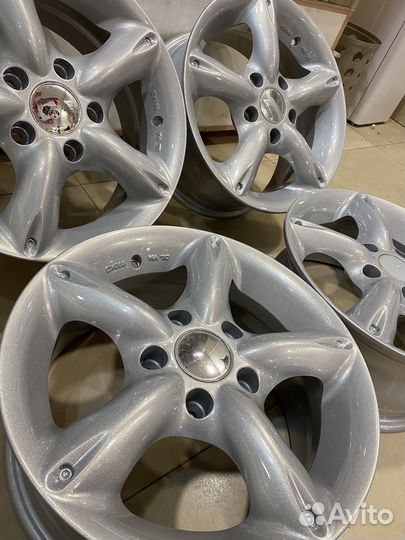 R15 5/114,3 40ET 6,5J